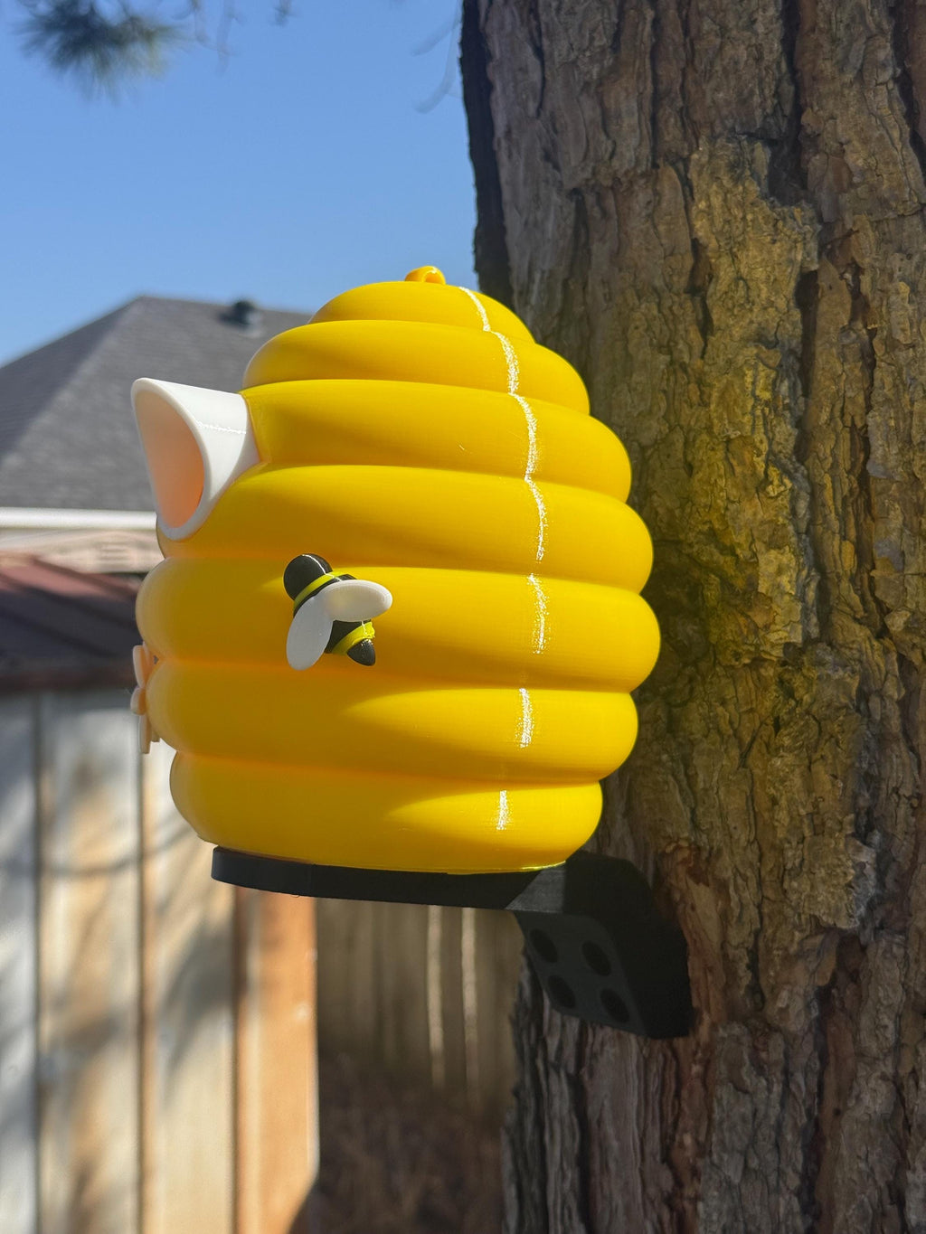 Birdhouse 3D Printed PLA Garden Decor – Weather-Resistant Whimsical Outdoor Bird House – Nature Inspired Yard Art