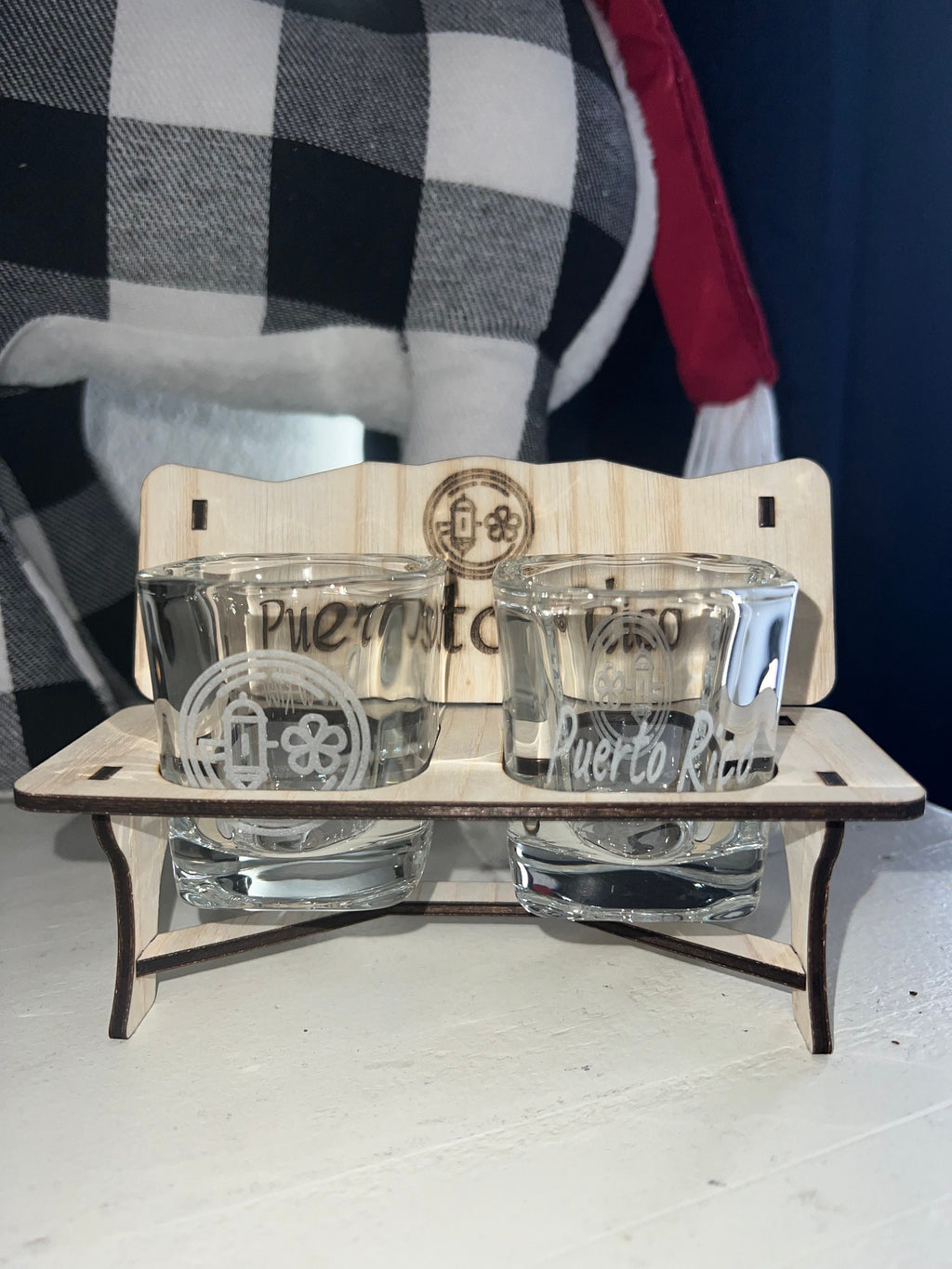 Puerto Rico Engraved Shot Glasses: Crystal Collectible Souvenir