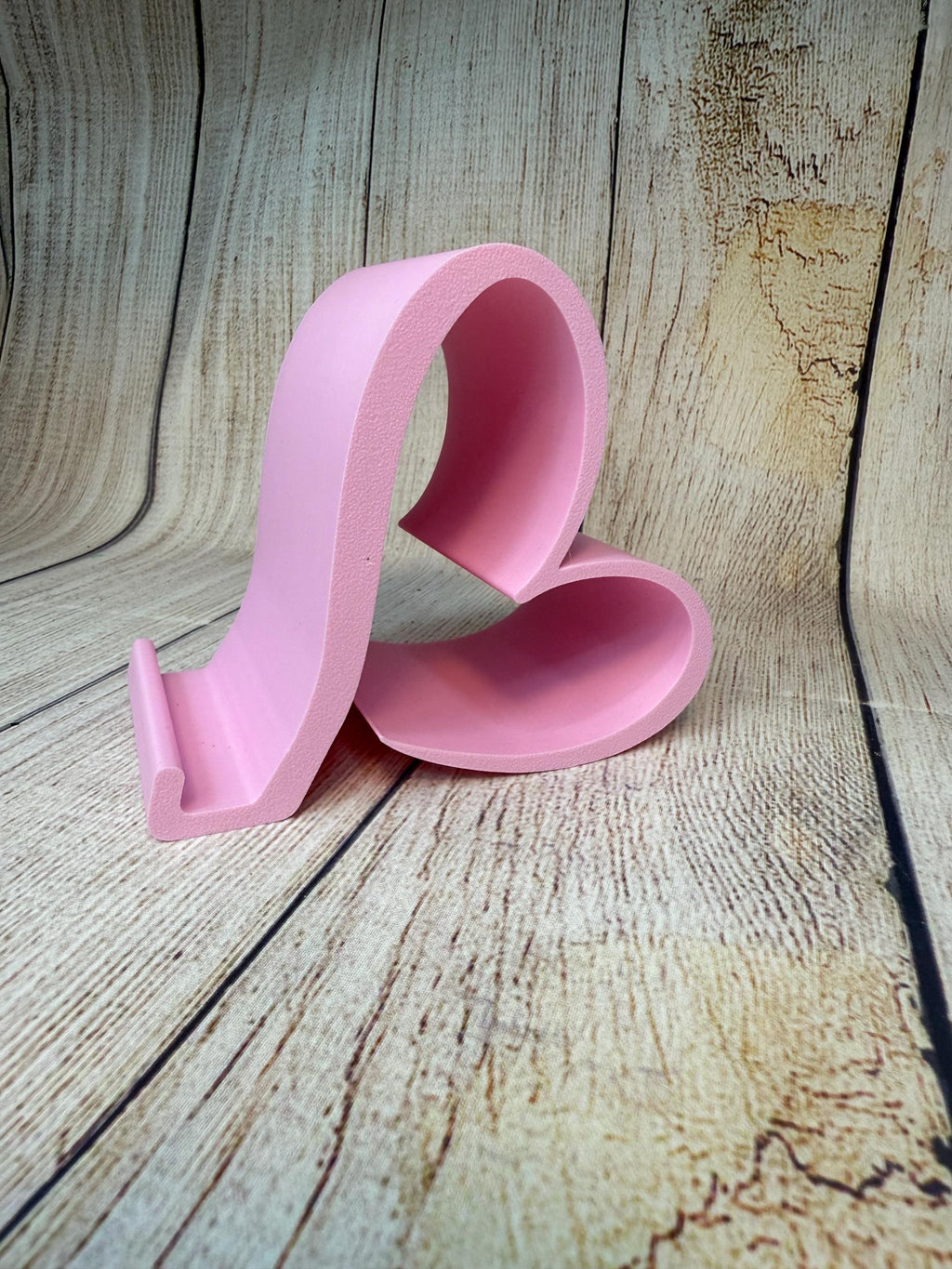 3D Printed Heart Phone Stand: Minimalist PLA Desk Accessory, San Valentine Gift