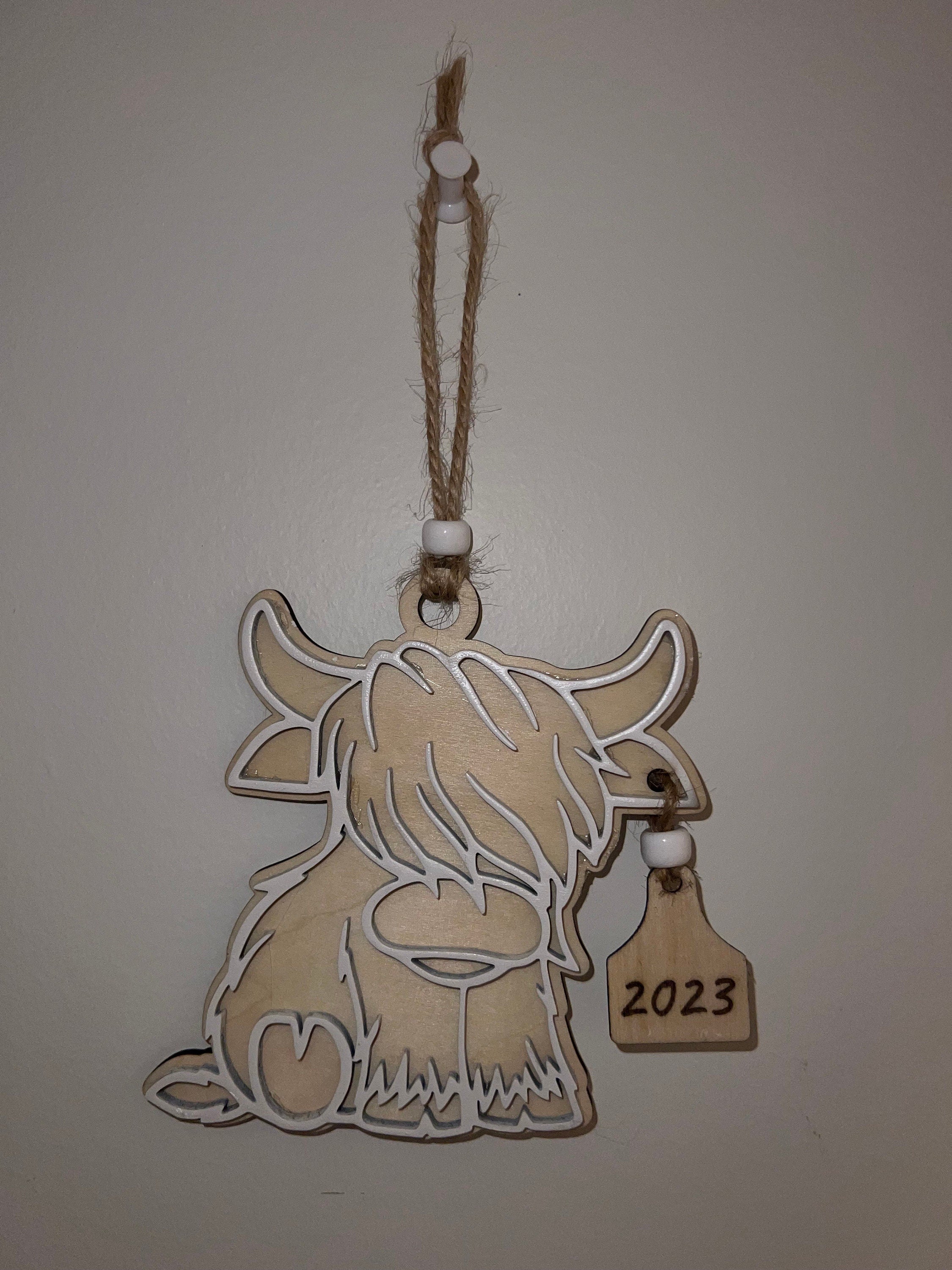 Highland Cow Christmas Ornament: Laser Cut File (SVG, PDF, PNG)